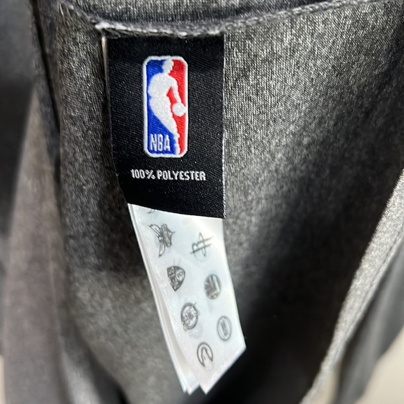 NBA PELICANS LS 100% POLYESTER - SZ XL - Picture 5 of 6